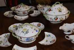 A HEREND PART DINNER AND TEA SERVICE