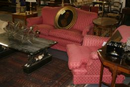 A HOWARD STYLE TWO SEATER SETTEE TOGETHER WITH TWO MATCHING ARMCHAIRS