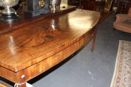 A LARGE GEORGIAN MAHOGANY SERVING TABLE