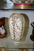 A Worcester reticulated and jewelled decorated vase, 22cm tall.