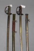 A Japanese Cavalry Trooper`s sword, 79.5cm fullered blade, regulation green painted steel guard with