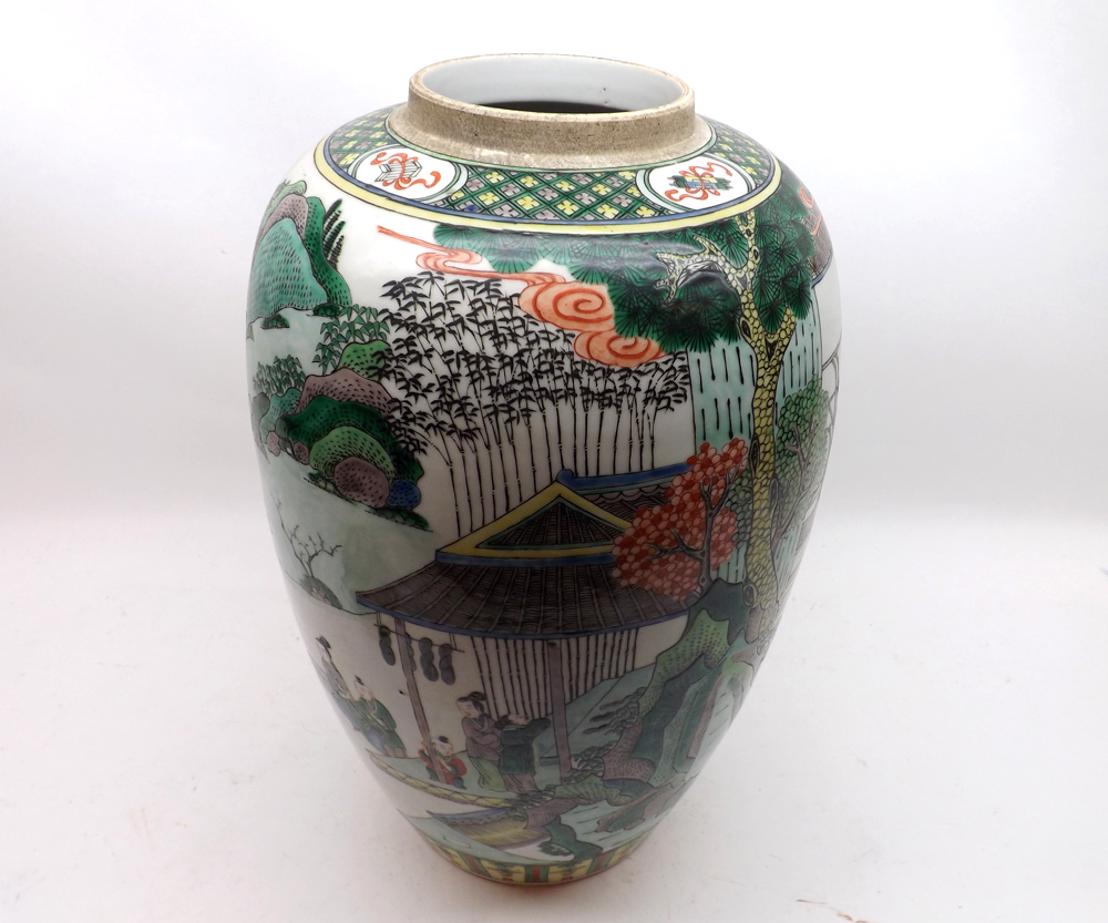 A pair of large Chinese covered Vases of tapering circular form, each with domed covers and the - Image 5 of 22