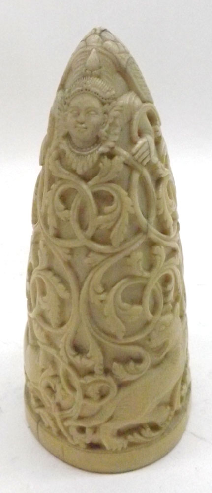 An Oriental carved Ivory Prism, ornately carved with hunters and their quarry and scrolls, etc, - Image 3 of 7