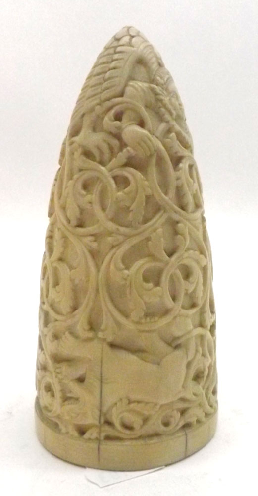 An Oriental carved Ivory Prism, ornately carved with hunters and their quarry and scrolls, etc, - Image 2 of 7