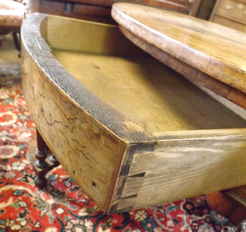 A 19th Century Pollard Oak drum Table, cross banded top and frieze fitted all round with alternate - Image 5 of 8