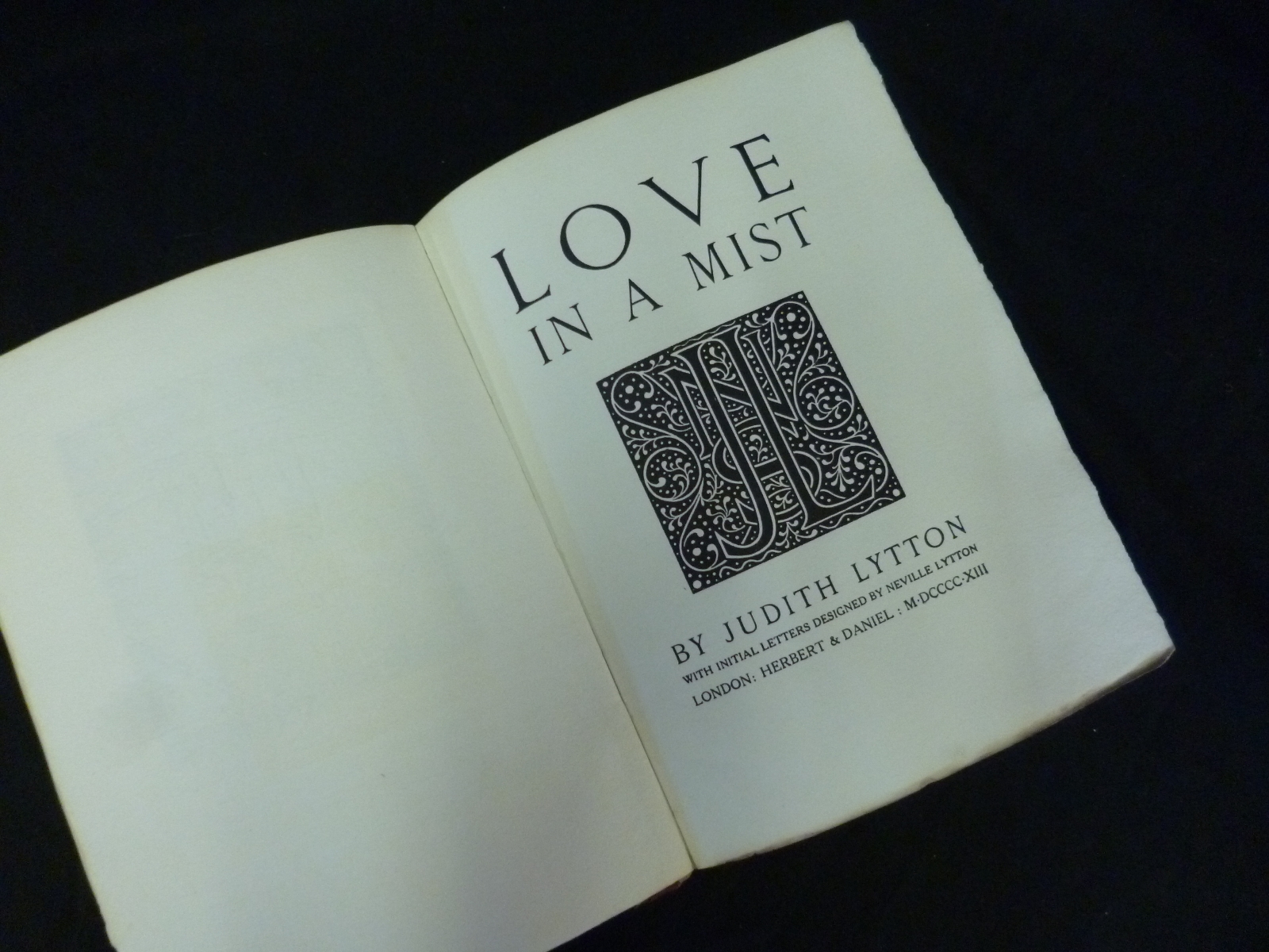 JUDITH LYTTON: LOVE IN A MIST, L, Herbert & Daniel, 1913, 1st edn, orig decor limp leath gt, v worn