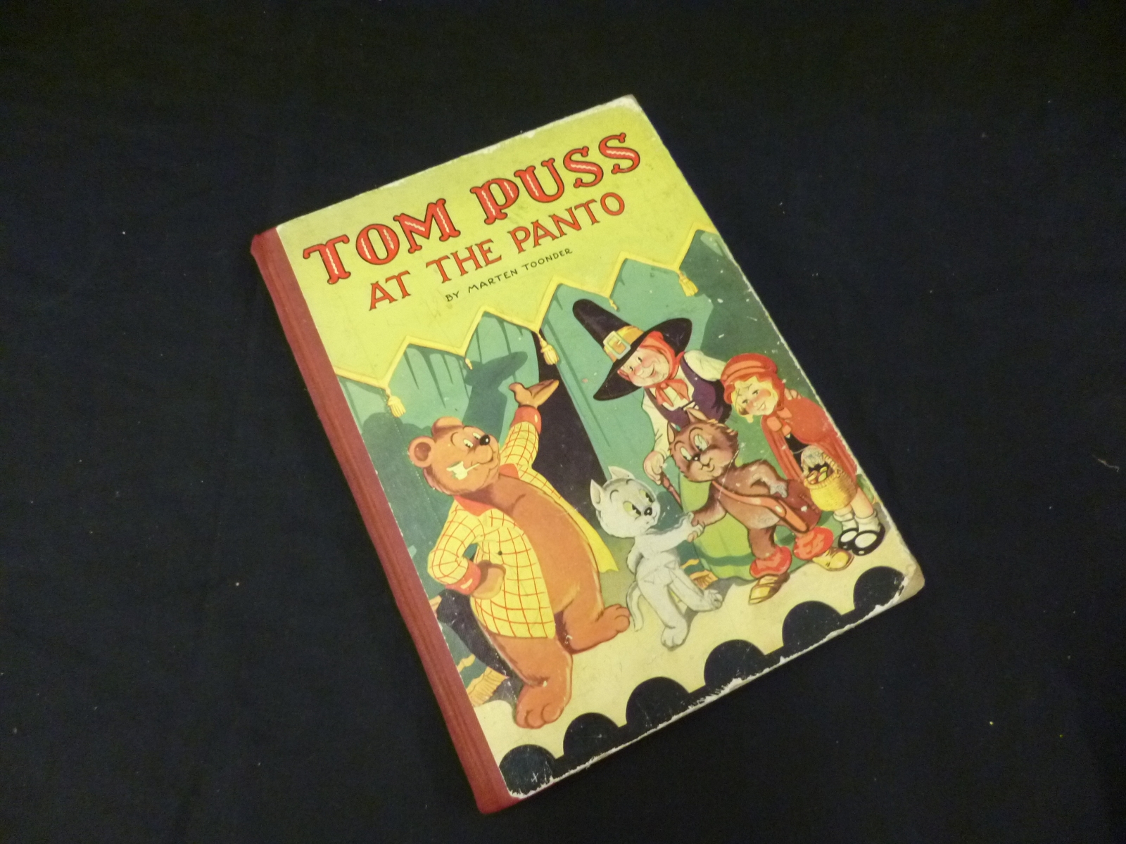 MARTEN TOONDER: TOM PUSS AT THE PANTO, L, Birn Bros, circa 1950, 4to, orig cl bkd pict bds worn