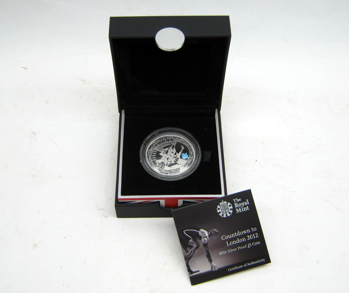 GB 2010 Countdown to London Five Pounds Silver Proof, Cased with Certificate