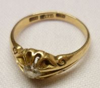 An early 20th Century high grade precious metal Ring, set with a single Old cut Diamond, approx .