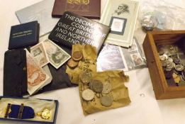 Box: assorted Coins + a few Bank Notes
