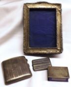 A Mixed Lot comprising: a Birmingham hallmarked easel back Photograph Frame (A/F); a small