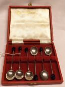 A Queen Elizabeth II set of six beaded Coffee Spoons, Sheffield 1975, weight approx 1 oz