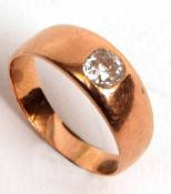 A late 19th/early 20th Century unmarked yellow metal Ring, set with a single Old Cut Diamond in