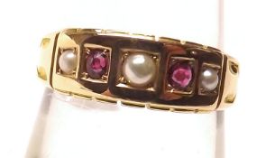 An early 20th Century hallmarked 15ct Gold two small Red Stone and three Pearl Ring, channel set (
