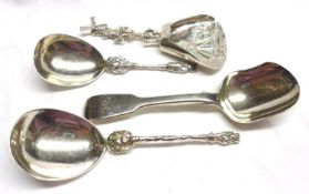 A Mixed Lot comprising: a Victorian London Hallmarked Caddy Spoon and three further 20th Century