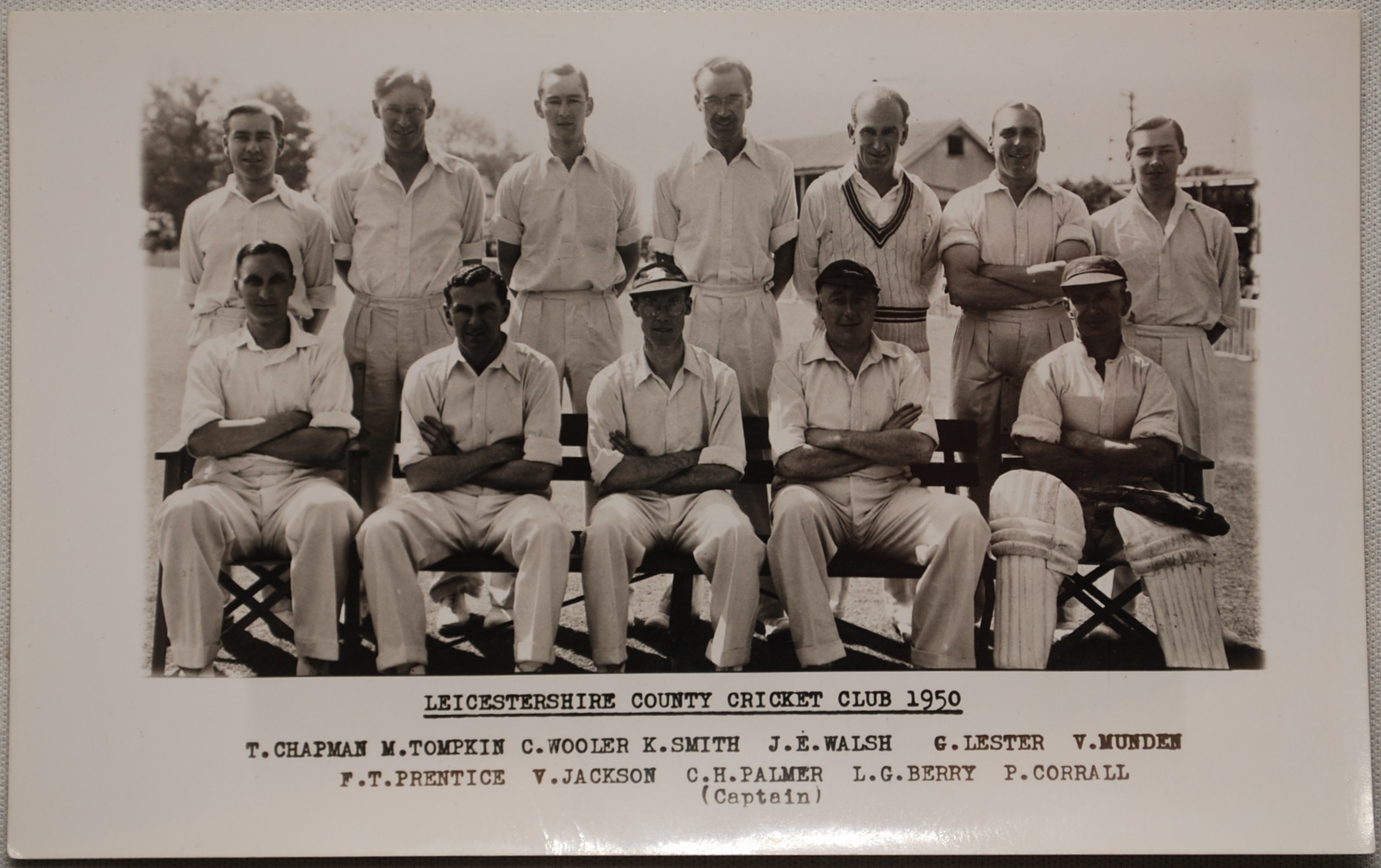 Leicestershire C.C.C. 1950. Excellent mono real photograph plain back postcard of the team seated