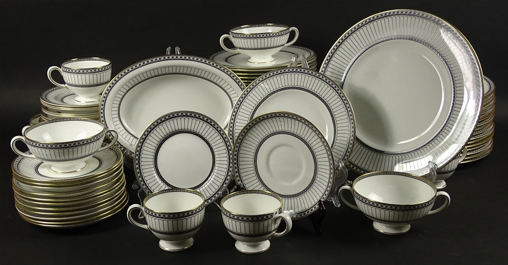 Wedgwood Porcelain Dinner Service ""Black Colonnade"" Pattern. The Set includes: 18 Dinner Plates,