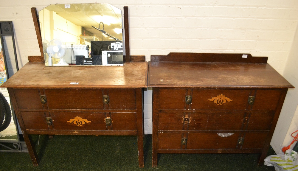1920s oak dressing table and matching chest of drawers