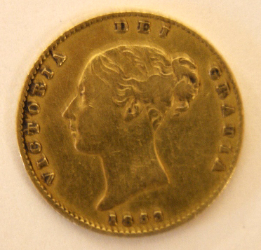 Victoria half sovereign, 1853, unmounted. Total approximate weight 4g