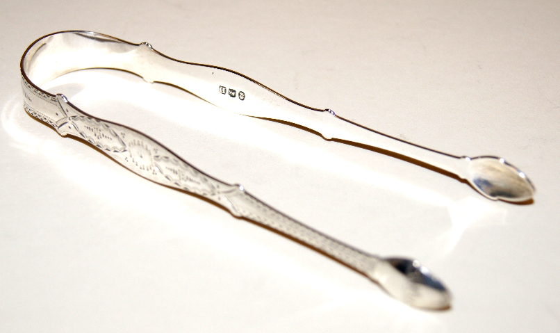 Hallmarked silver George III sugar tongs, date and maker's marks indistinct Approximate weight 36g.