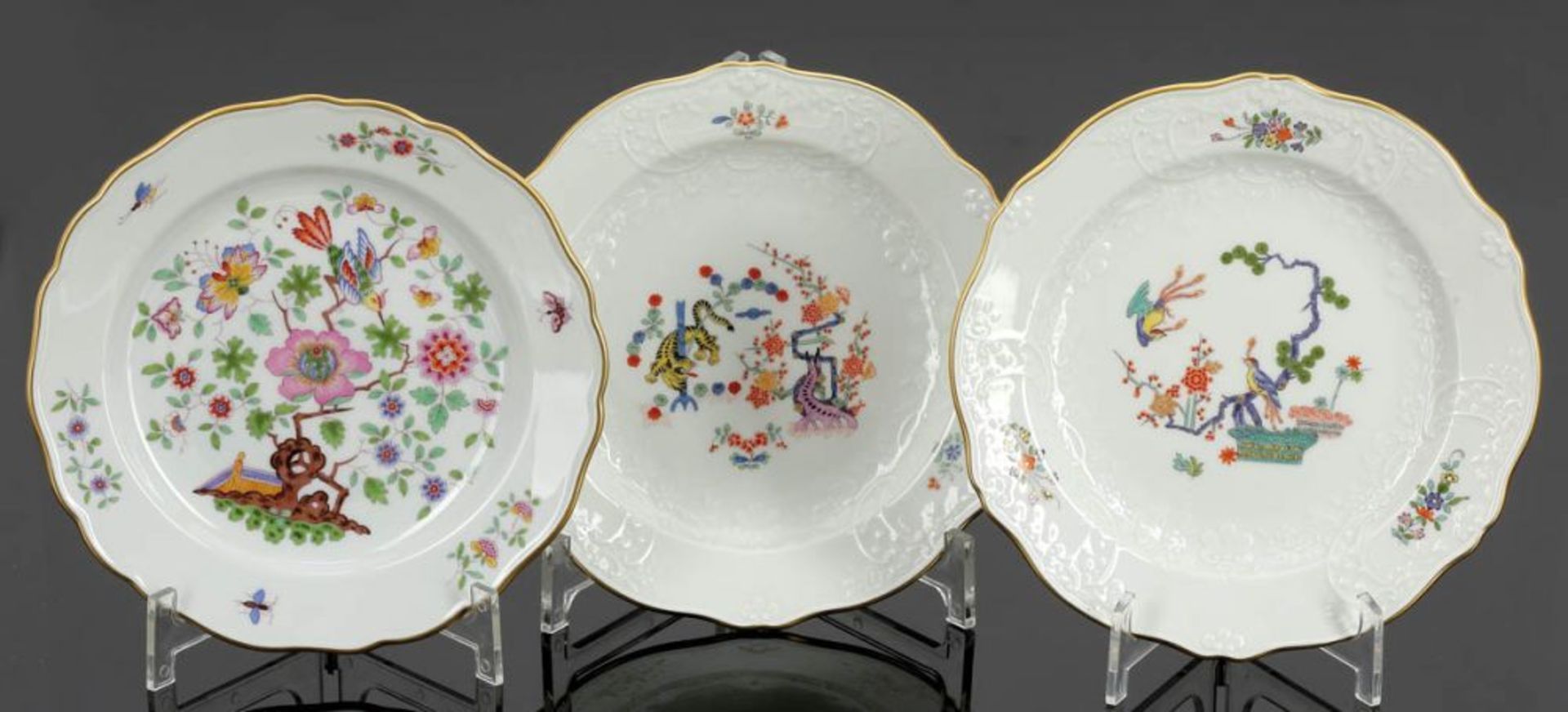 3 Teller Staatliche Porzellan Manufaktur, Meissen 1980 bzw. 1985. - Indische Fels-, Blumen- und