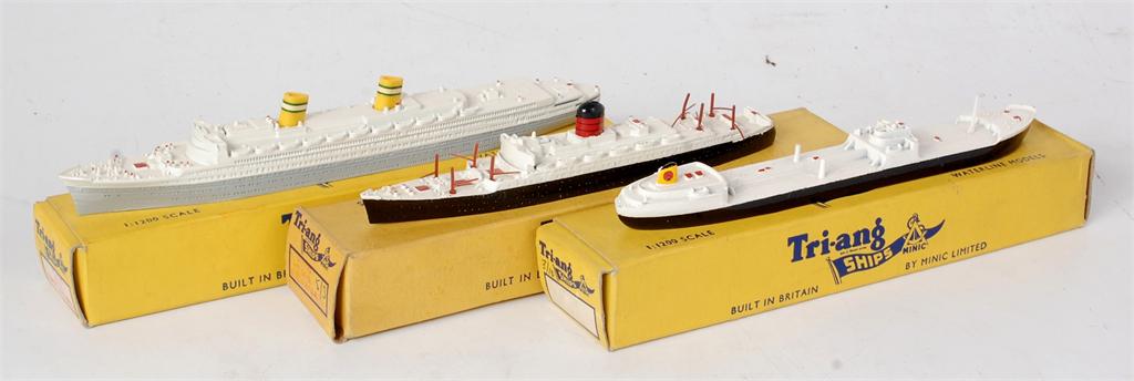 Tri-ang Minic, 1:1200 scale ocean liner and oil tanker group to include M732 SS Varicella, missing 1