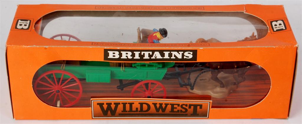 Britains, 7617 Wild West Series 'Buckboard', appears complete with 2 horse figures pulling the green