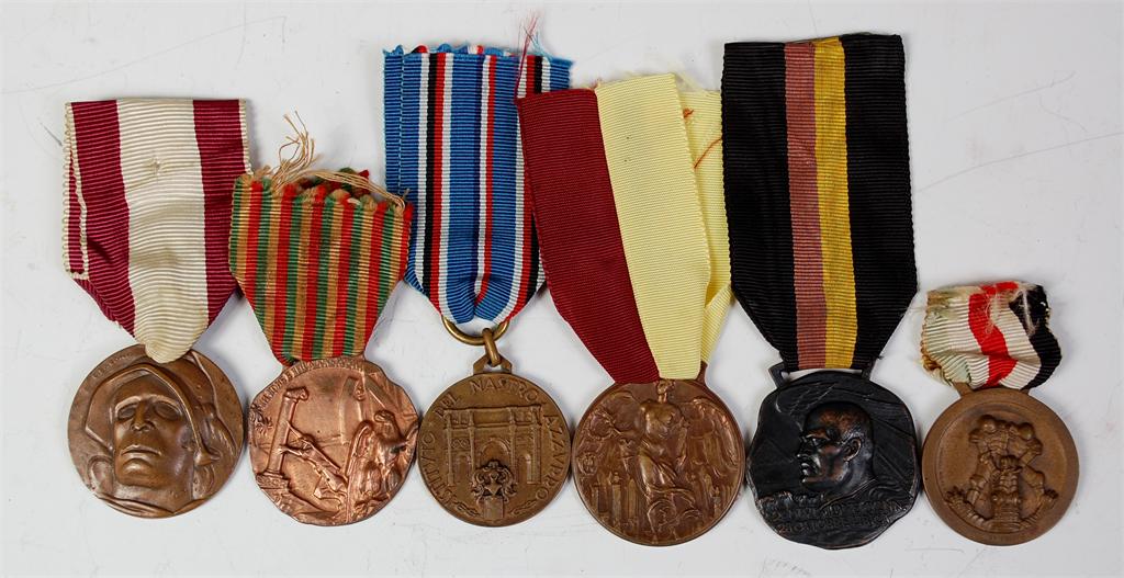 A group of Italian medals to include Italo-German campaign in Africa, 60th Infantry Division "
