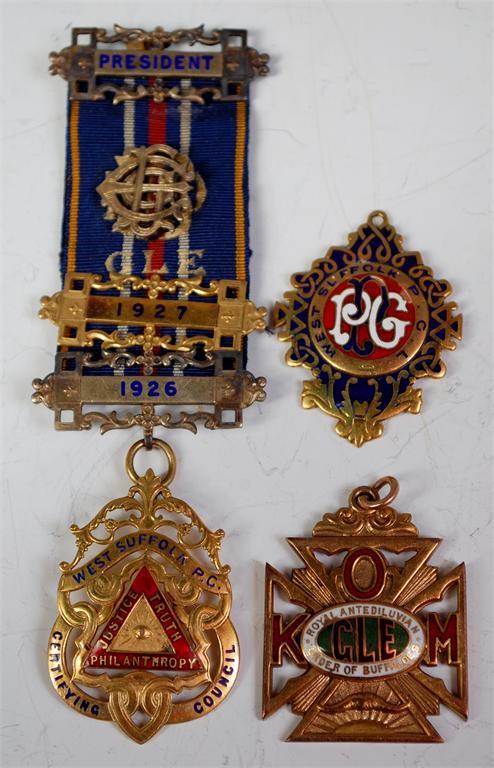 A West Suffolk P.C. Certifying Council 9ct gold and enamelled Masonic jewel, inscribed verso
