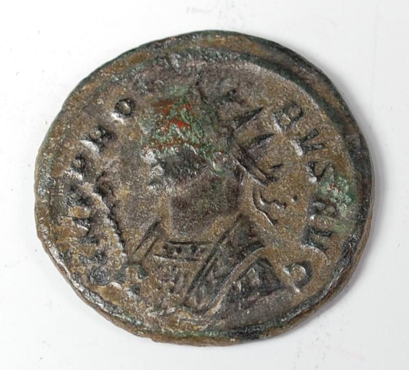 Roman, Probus 276-282AD Billon antoninianus, obv. bust with sceptre and bird, rev. chariot with four