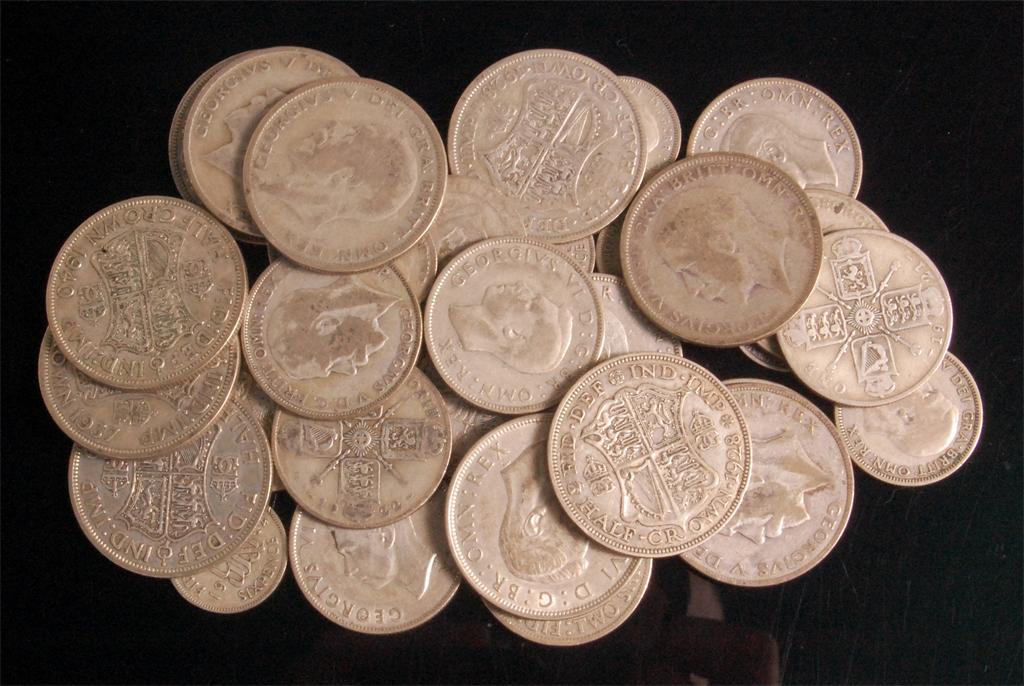 Great Britain, mixed lot of George V and later silver coins to include; half crown, florins,