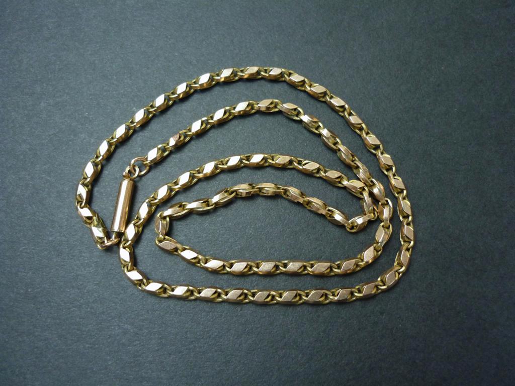 A yellow metal faceted fancy link neck chain, 41cm, 6.8g