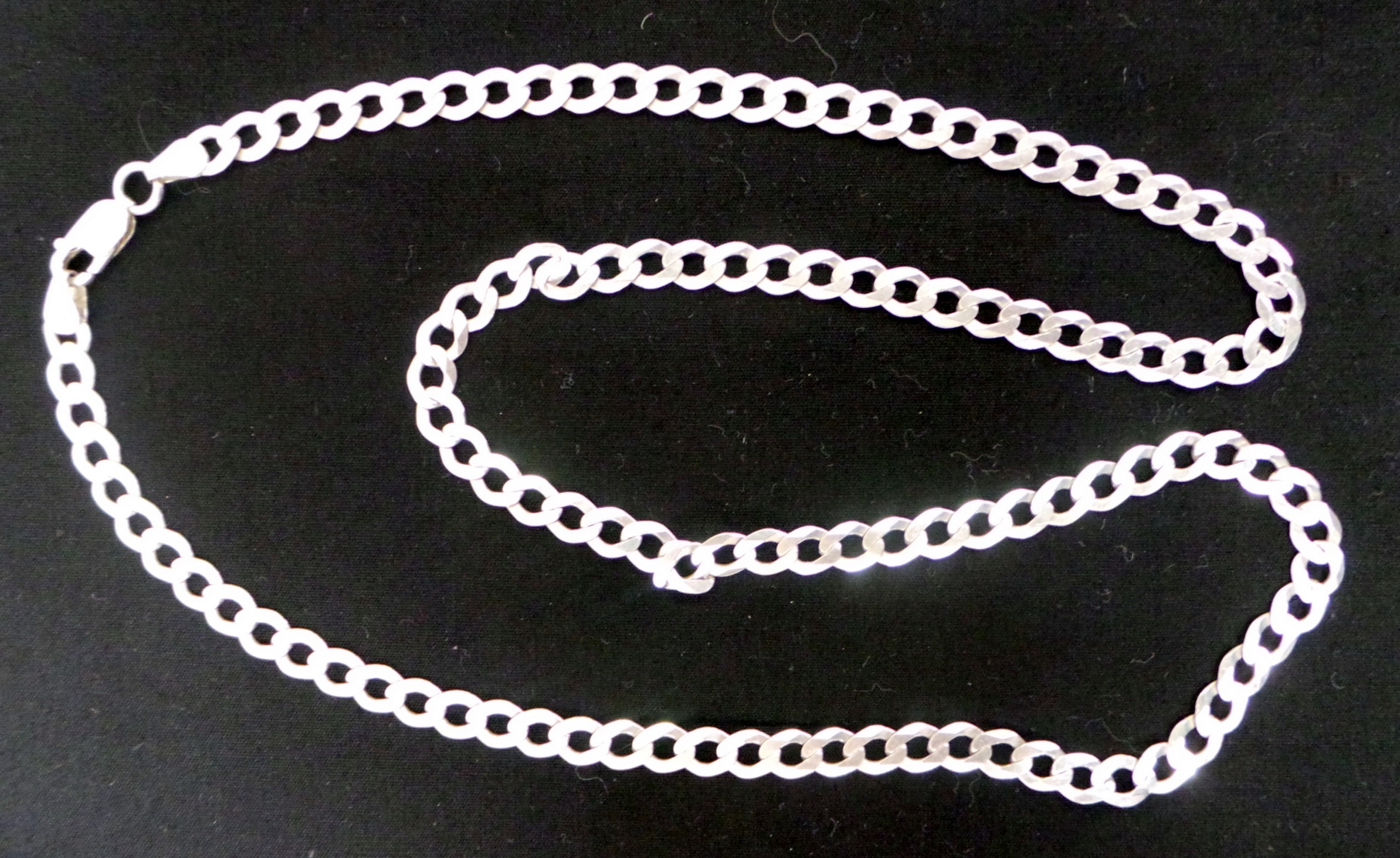 Silver Curb Necklet