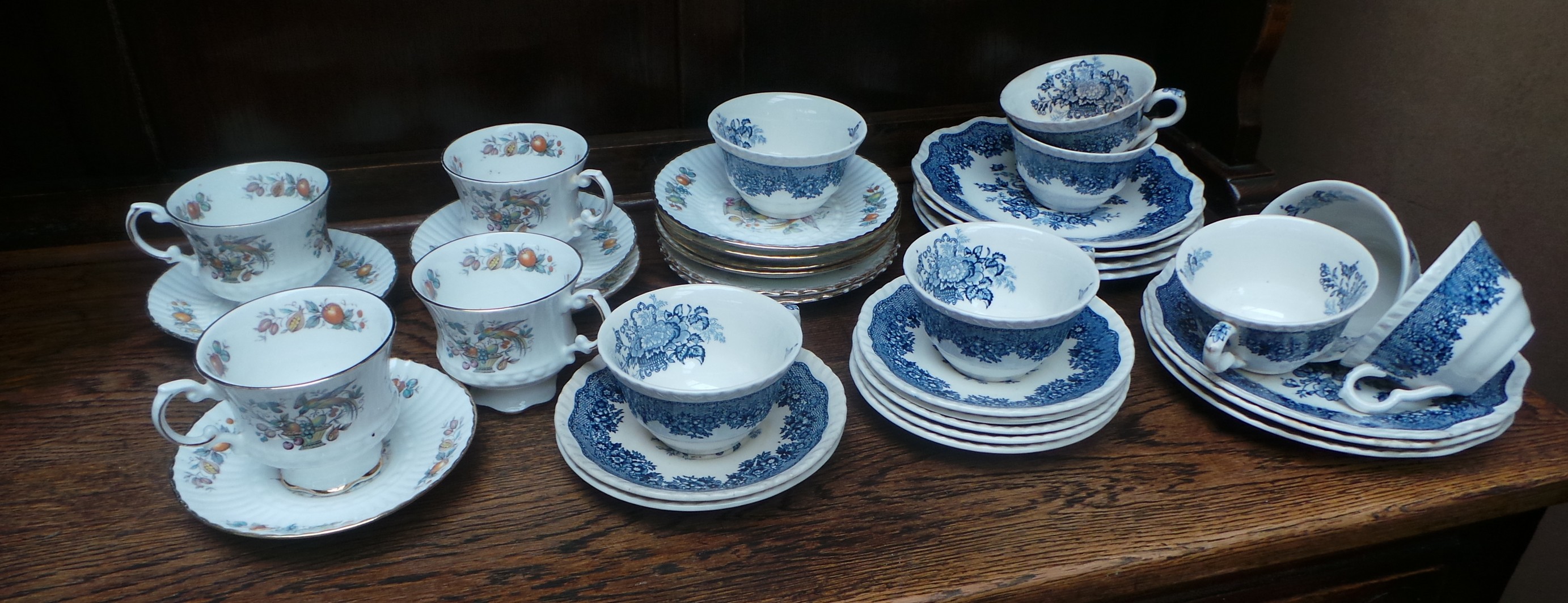 2x Part Tea Sets