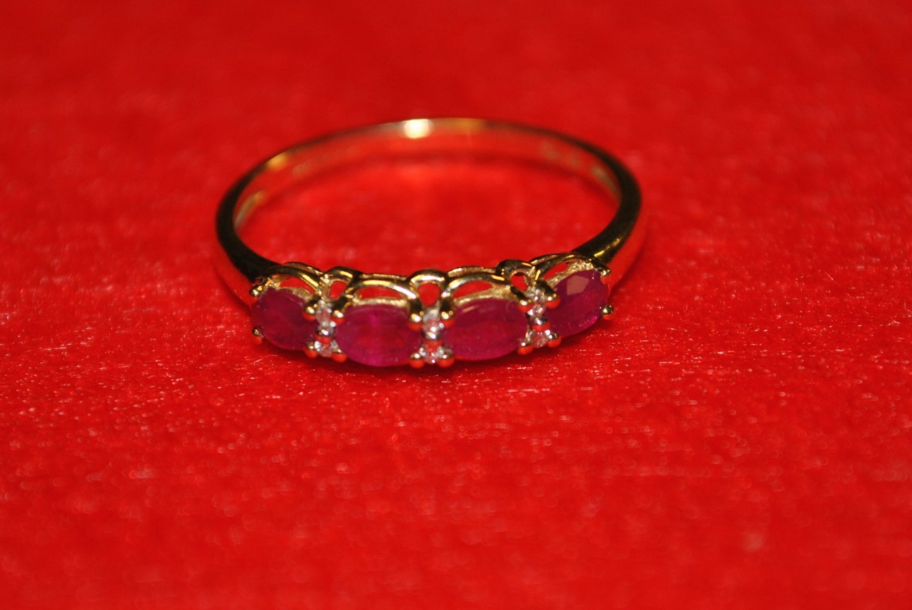 9ct Diamond and Ruby Cluster Ring