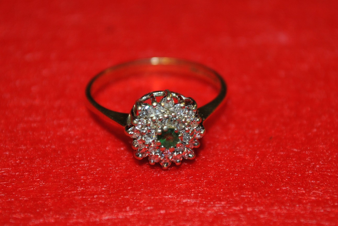 9ct Diamond and Emerald Ring