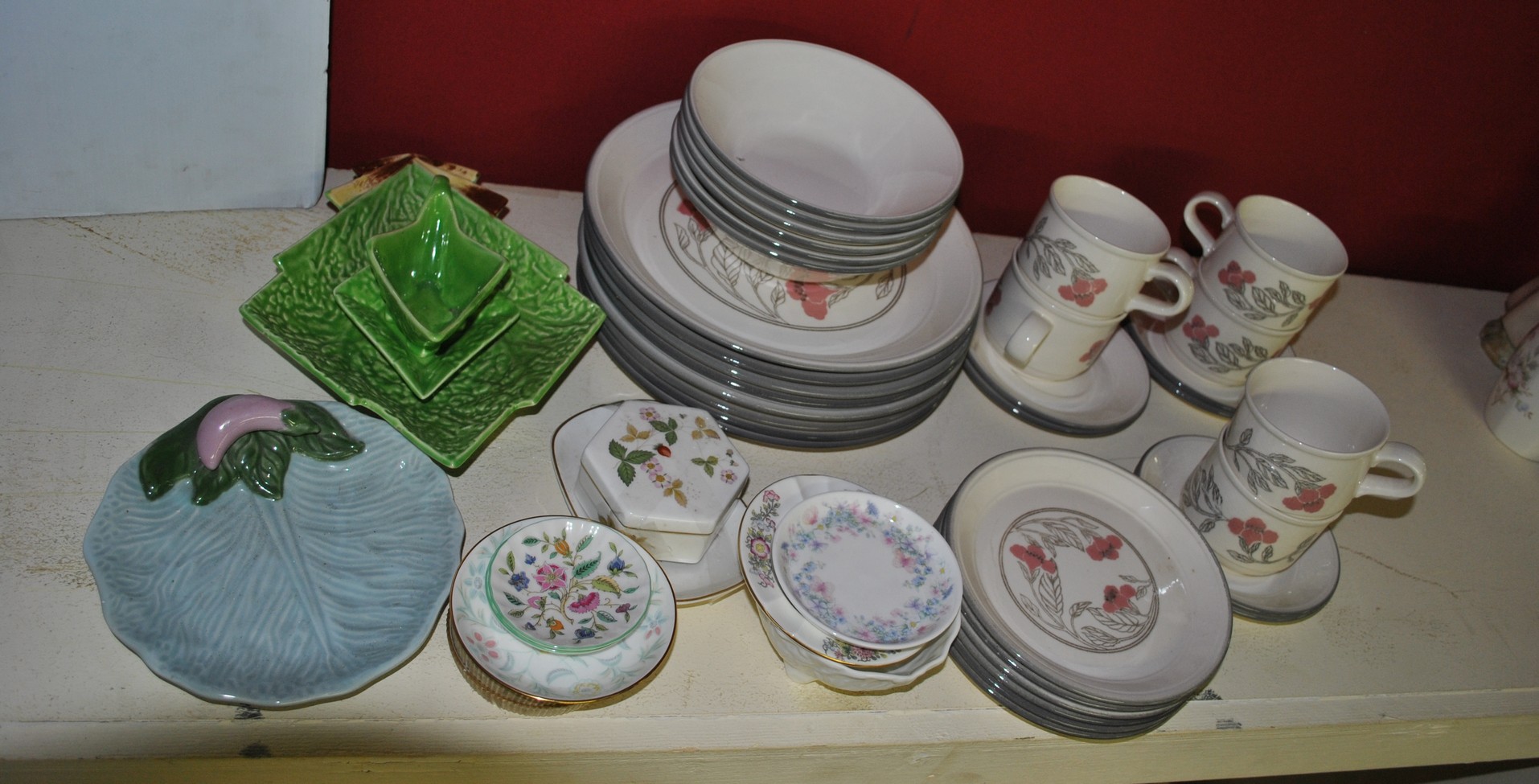 Part Tea Set and Assorted Lot of Delph