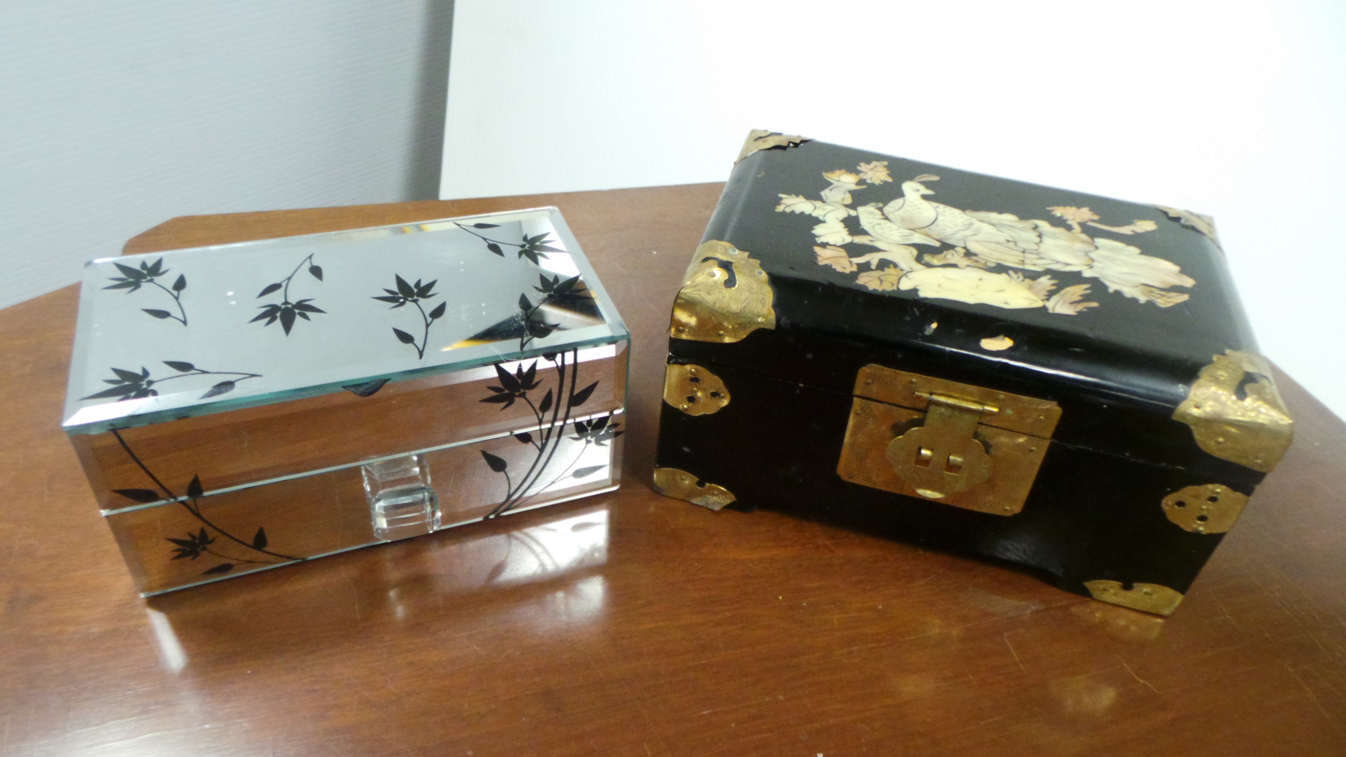 Lot of 2x Jewellery Boxes