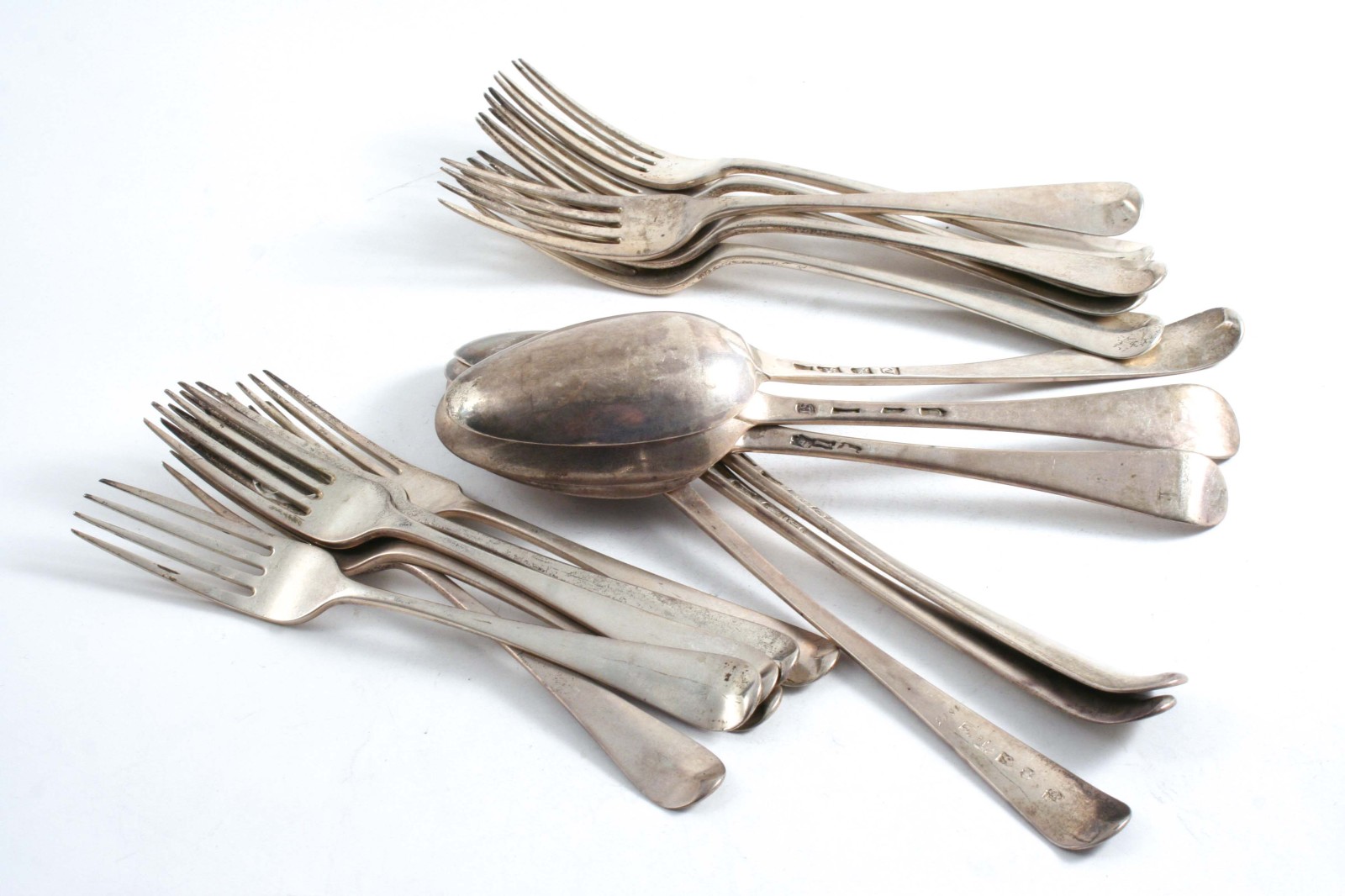 A MIXED LOT: A set of six George IV Old English pattern dessert forks & two table forks, by George