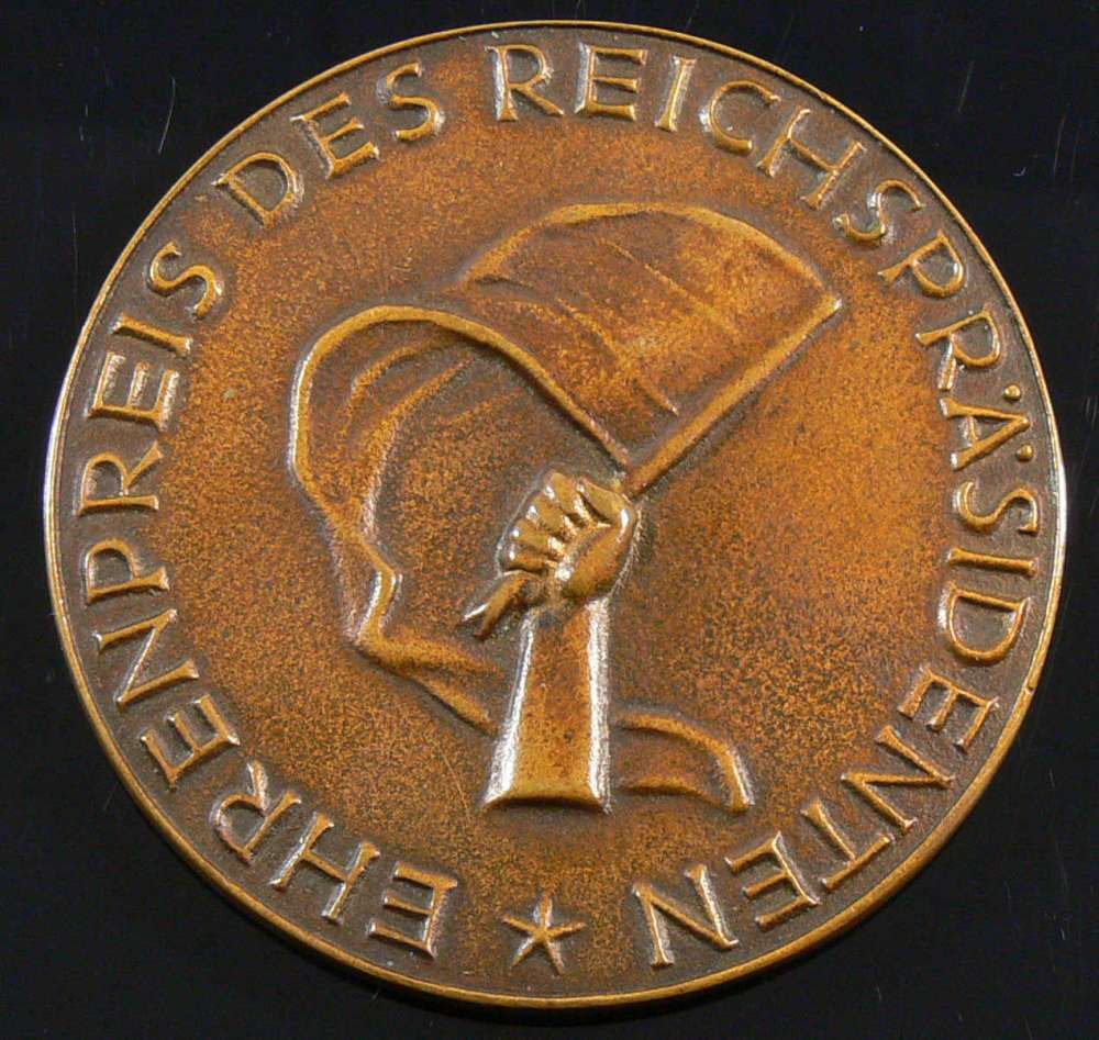 Weimarer Republik Bronzegußmedaille, unsigniert, "Noack Beilin Friedenau Ehrenpreis der
