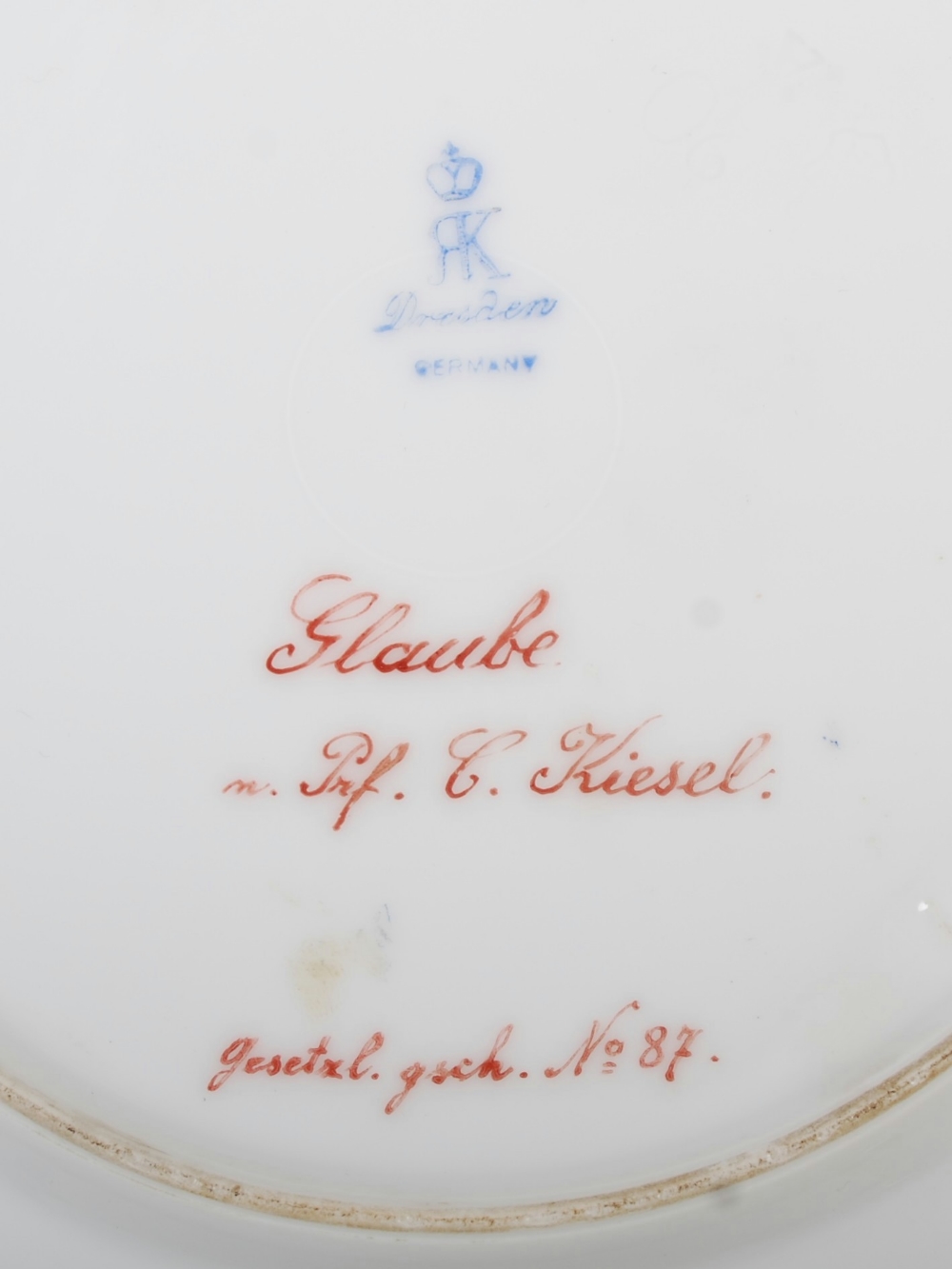 A Dresden hand painted porcelain cabinet plate `Glaube` by C. Kiesel, decorated with an Art Nouveau - Image 3 of 4