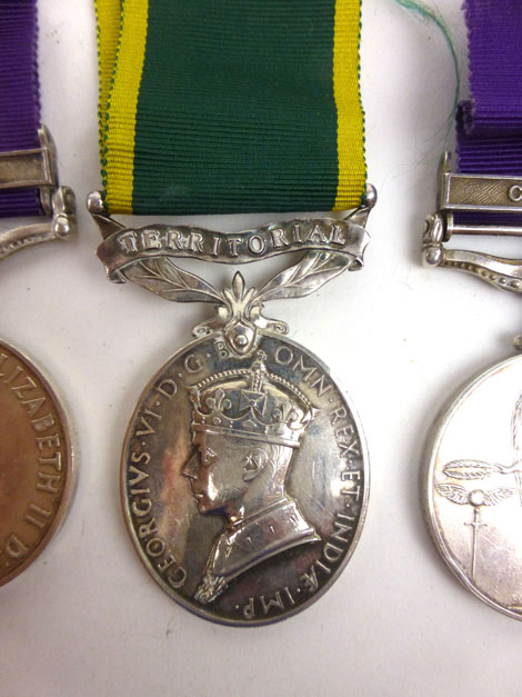 A Kings South African medal awarded to 108 Private F. Franks of the Imperial Yeomanry with two - Image 4 of 5