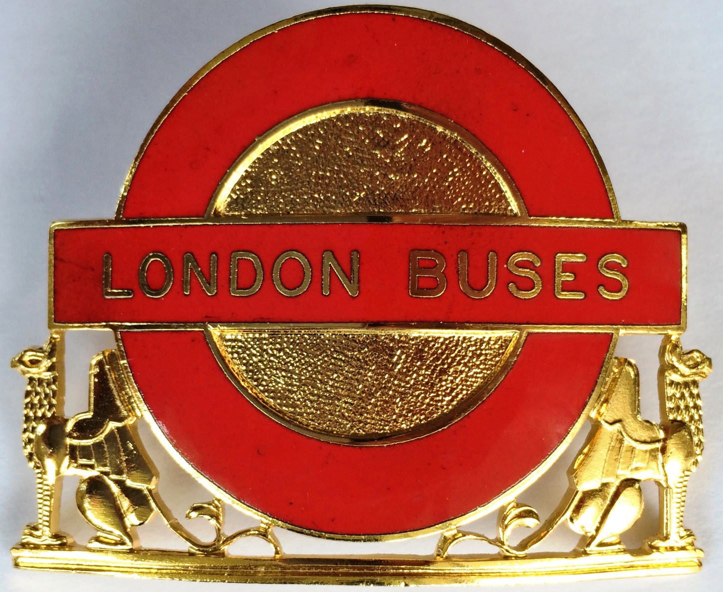 London Transport Buses Senior Road Inspector's CAP BADGE. This is the gold-coloured version issued