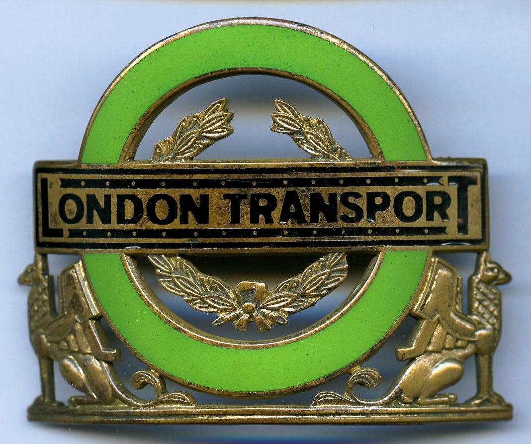 London Transport Country Bus Chief Inspector's CAP BADGE issued c1960 to the most senior