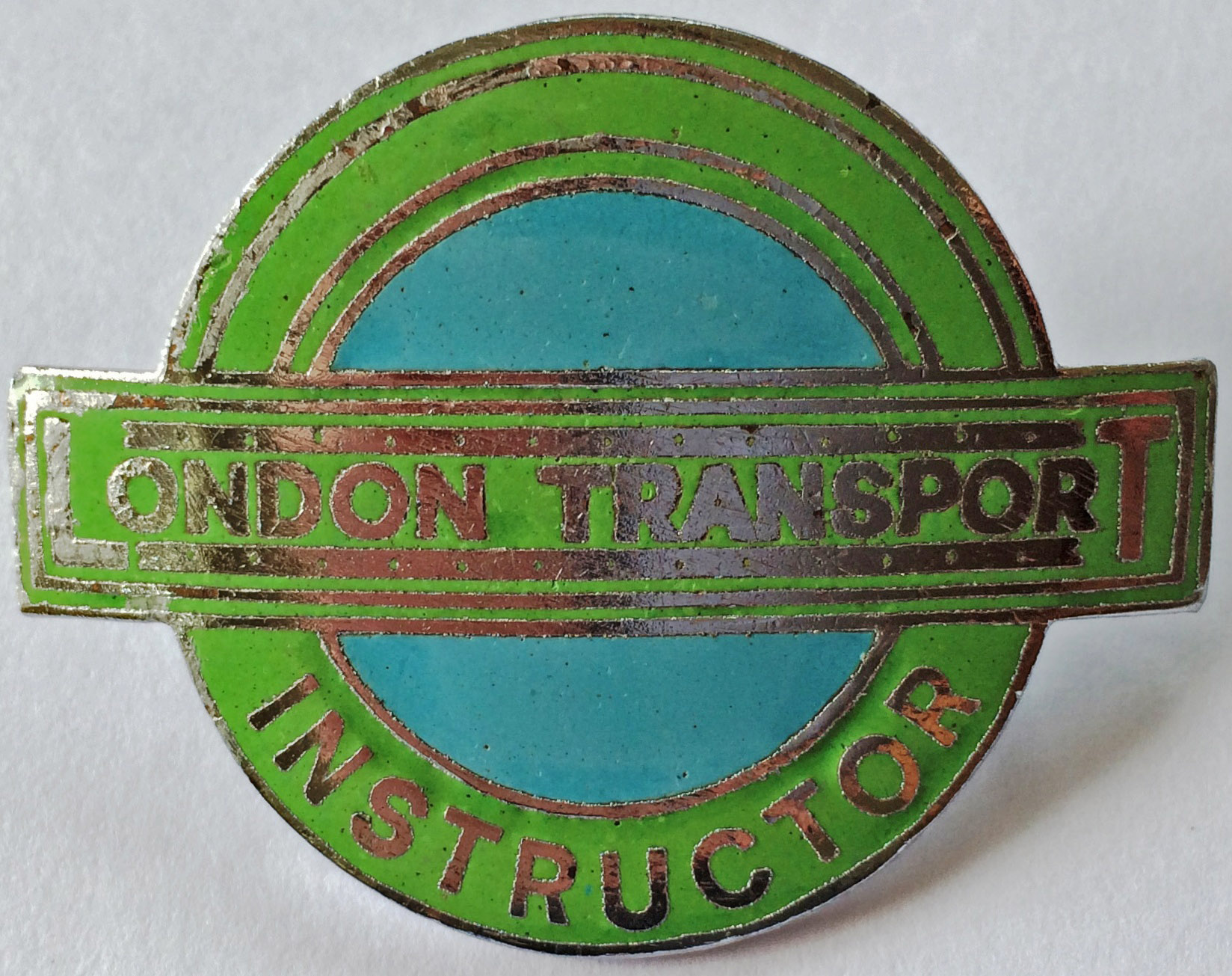 London Transport Country Buses Conductor Instructor's CAP BADGE as issued to experienced bus