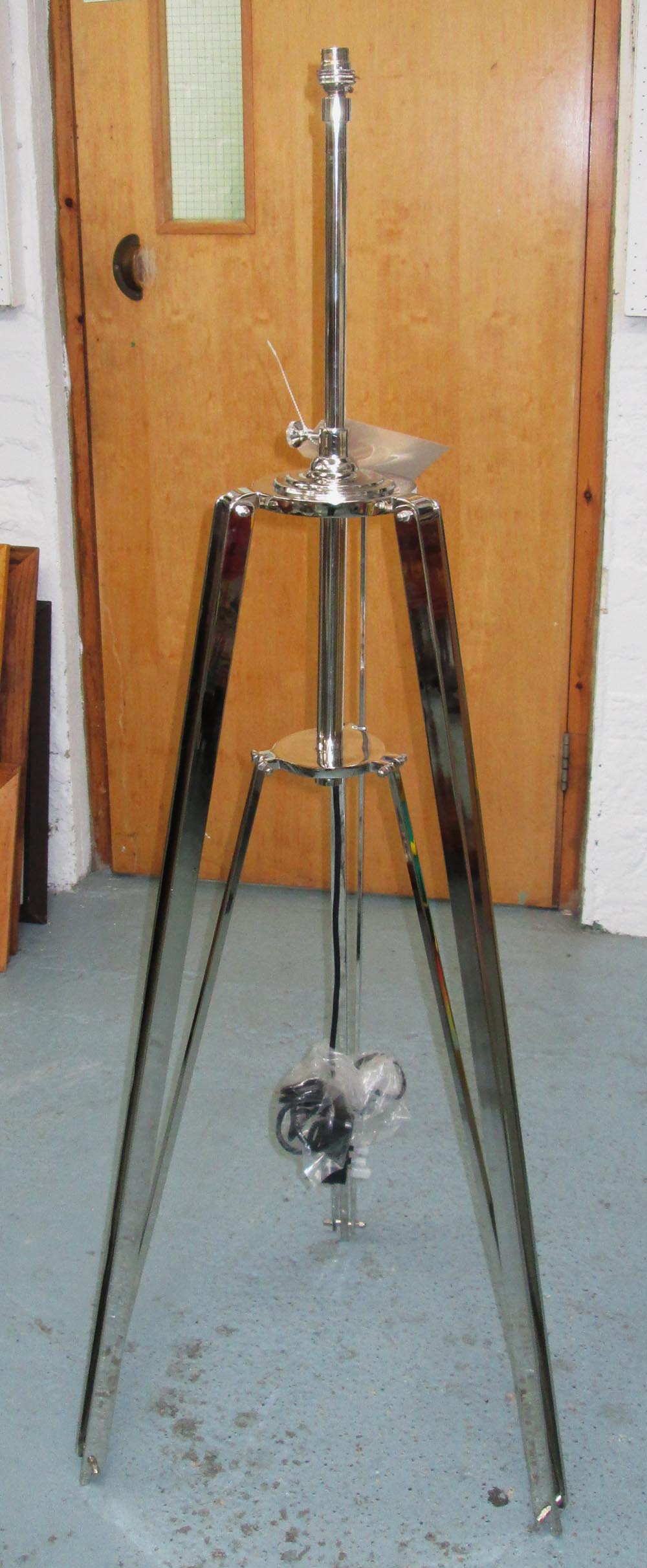 STANDARD LAMP, on extendable chromed metal tripod support, with shade, 140cm H.