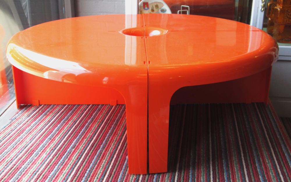 RODOLFO BONETTO 'QUATTRO QUARTI' TABLE, for Bernini Italy, orange, moulded ABS plastic of four