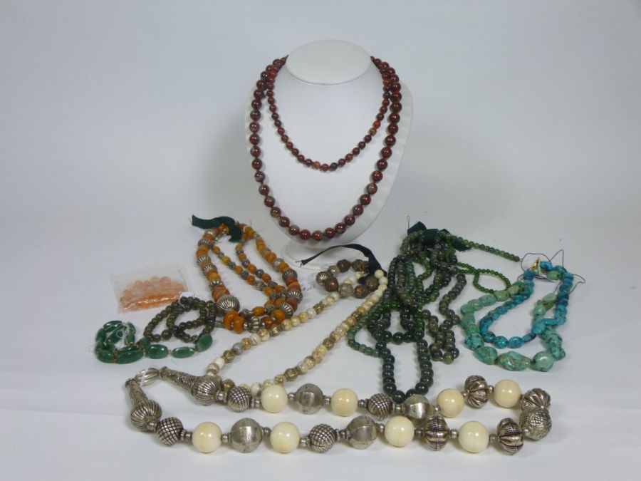 GROUP OF HARDSTONE JEWELLERYcomprising of: several necklaces and bracelets of various hardstone