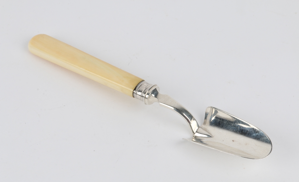A SILVER AND IVORY STILTON CHEESE SCOOP, the blade in the form of a shovel, 20cm long, Sheffield