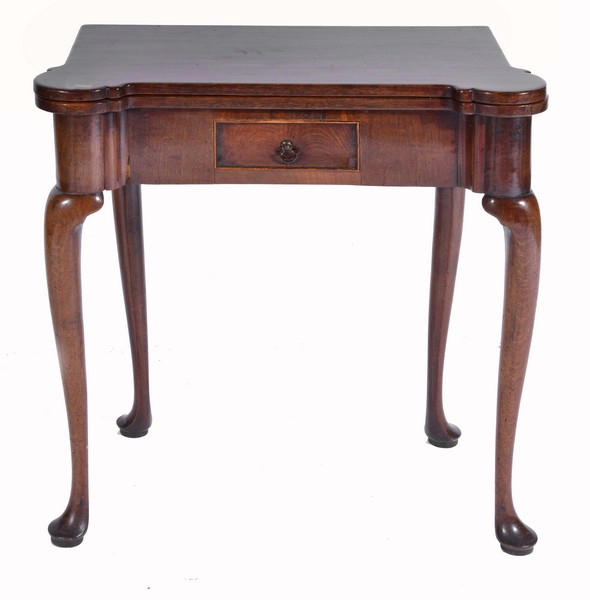 AN 18TH CENTURY MAHOGANY FOLDOVER TEA TABLE with single frieze drawer and cabriol legs, 67cm wide